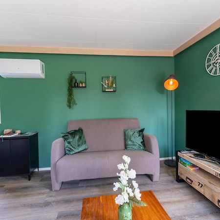 Cozy Chalet In Stegeren With A Terrace Bagian luar foto
