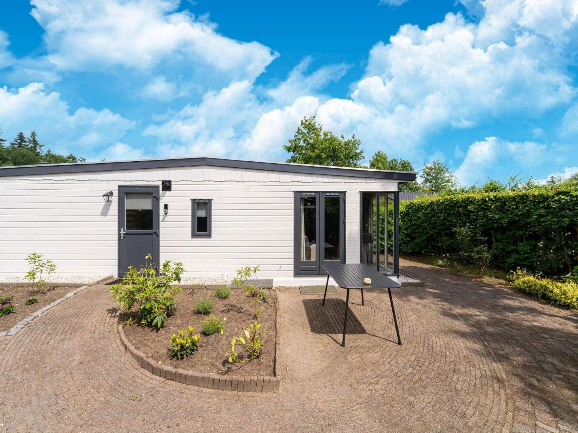 Cozy Chalet In Stegeren With A Terrace Bagian luar foto