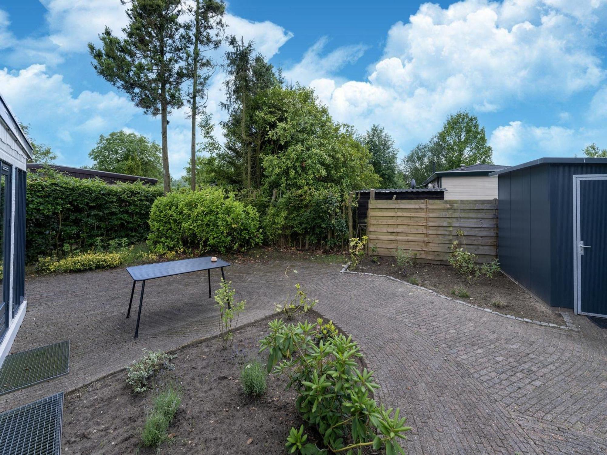 Cozy Chalet In Stegeren With A Terrace Bagian luar foto